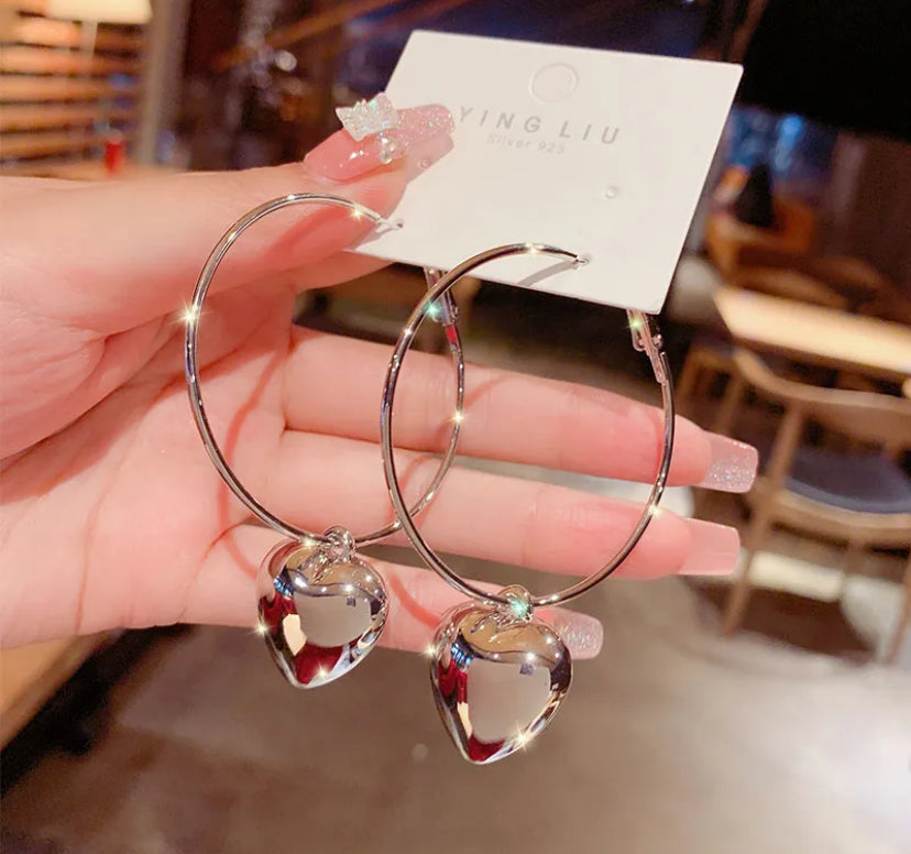 Heart shape hoop earrings