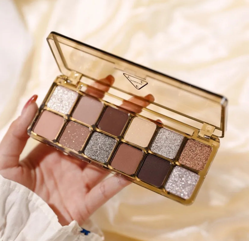 Jaded 12 colour eyeshadow palette