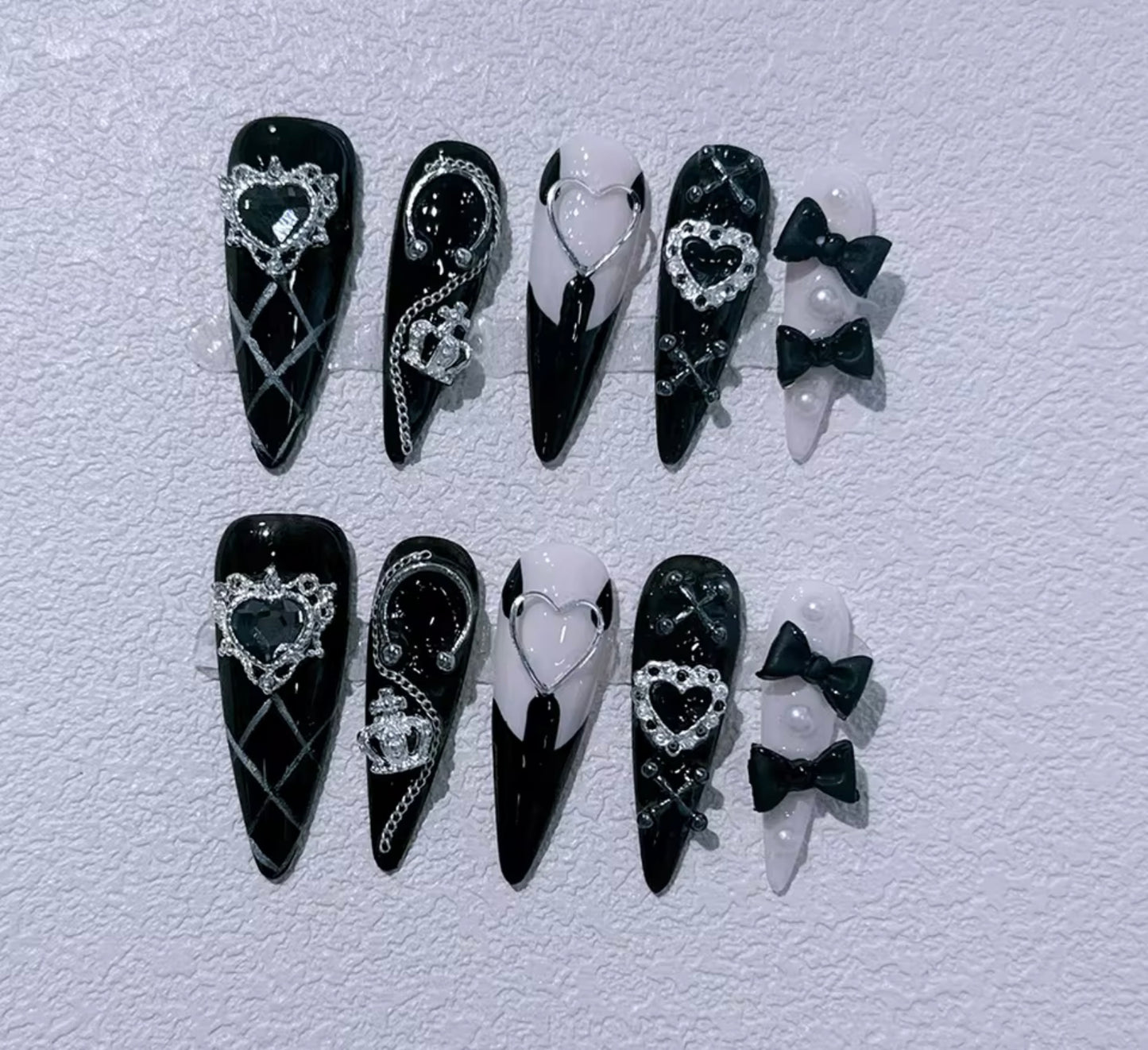 Gothic y2k nails