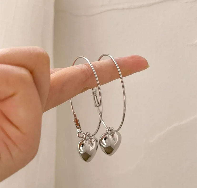 Heart shape hoop earrings