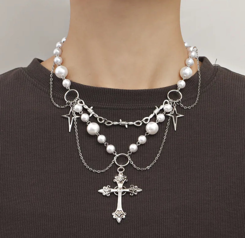Gothic cross detailed necklace