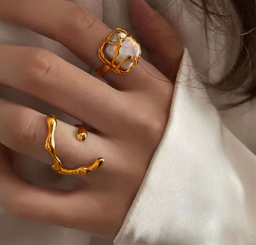 Geometric pearl rinv set