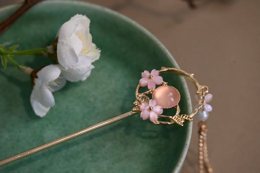 Sakura moon hair pin