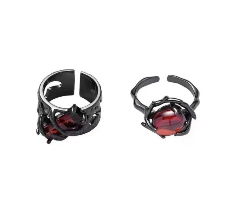 Gothic rings set