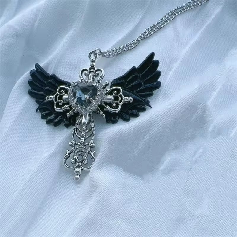 Angel’s cry/Demon’s Whisper necklace