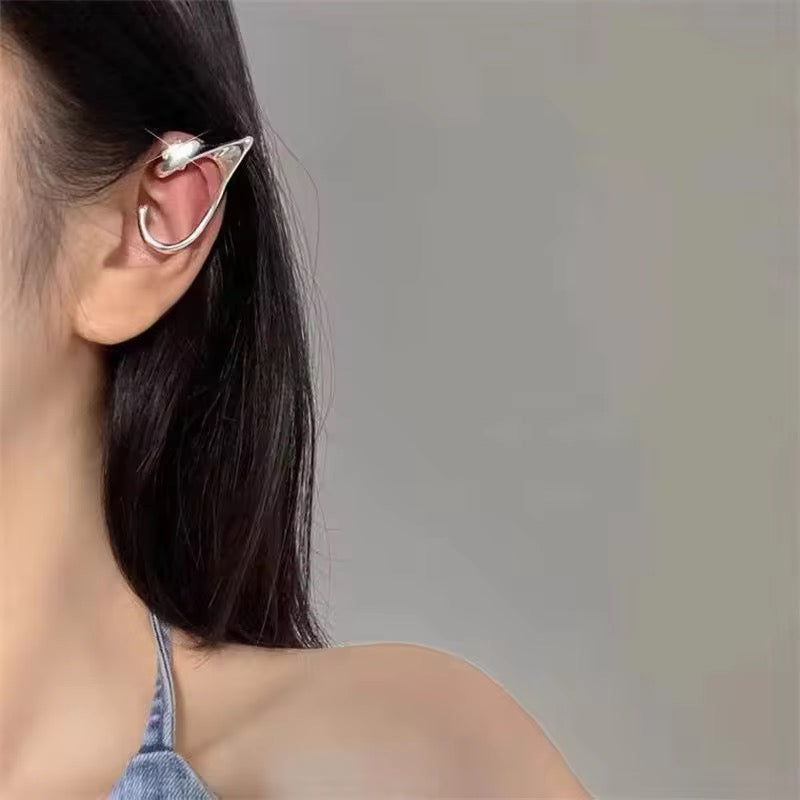 Twilight point earcuff pair