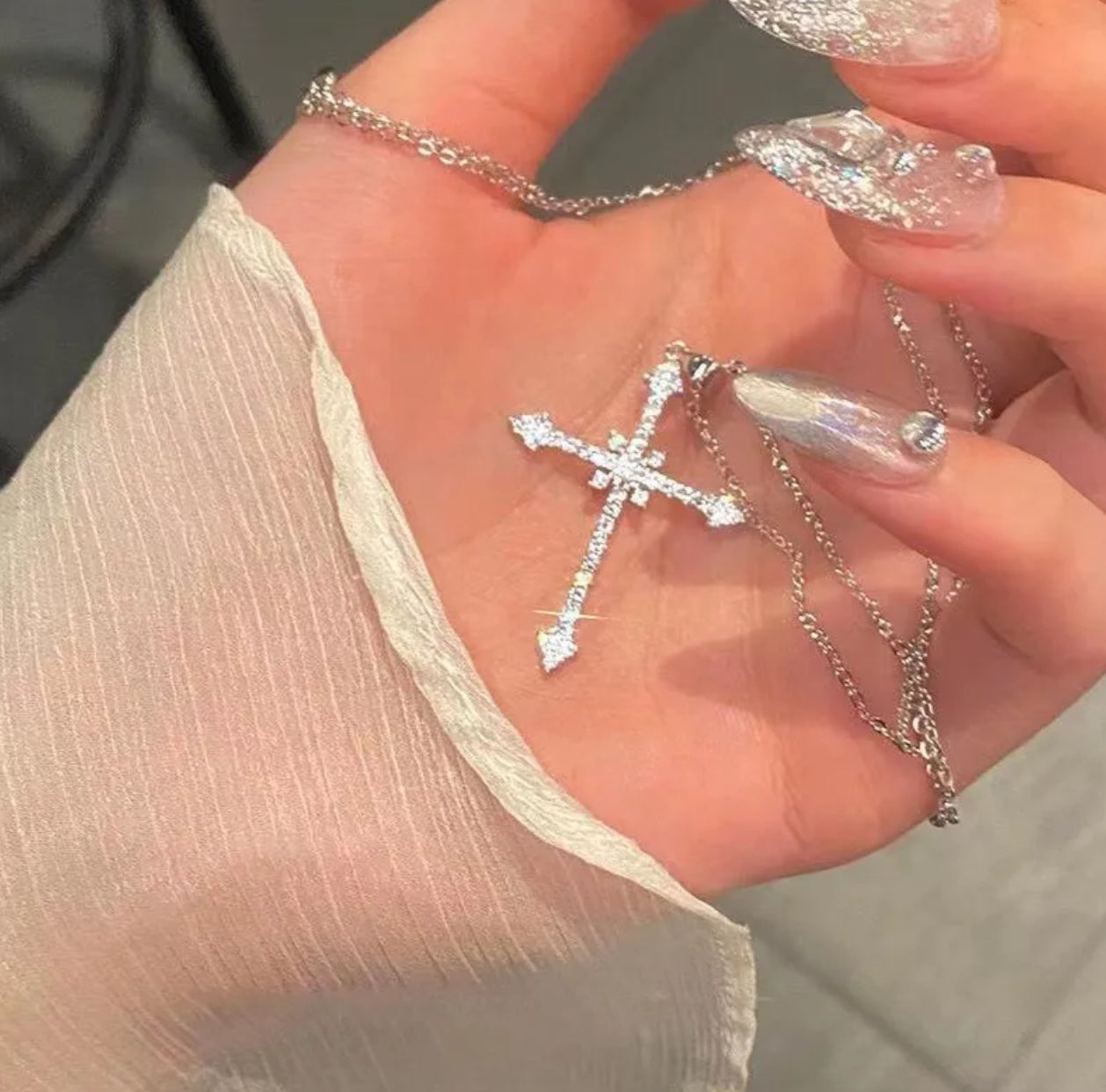 Rhinestone cross pendant