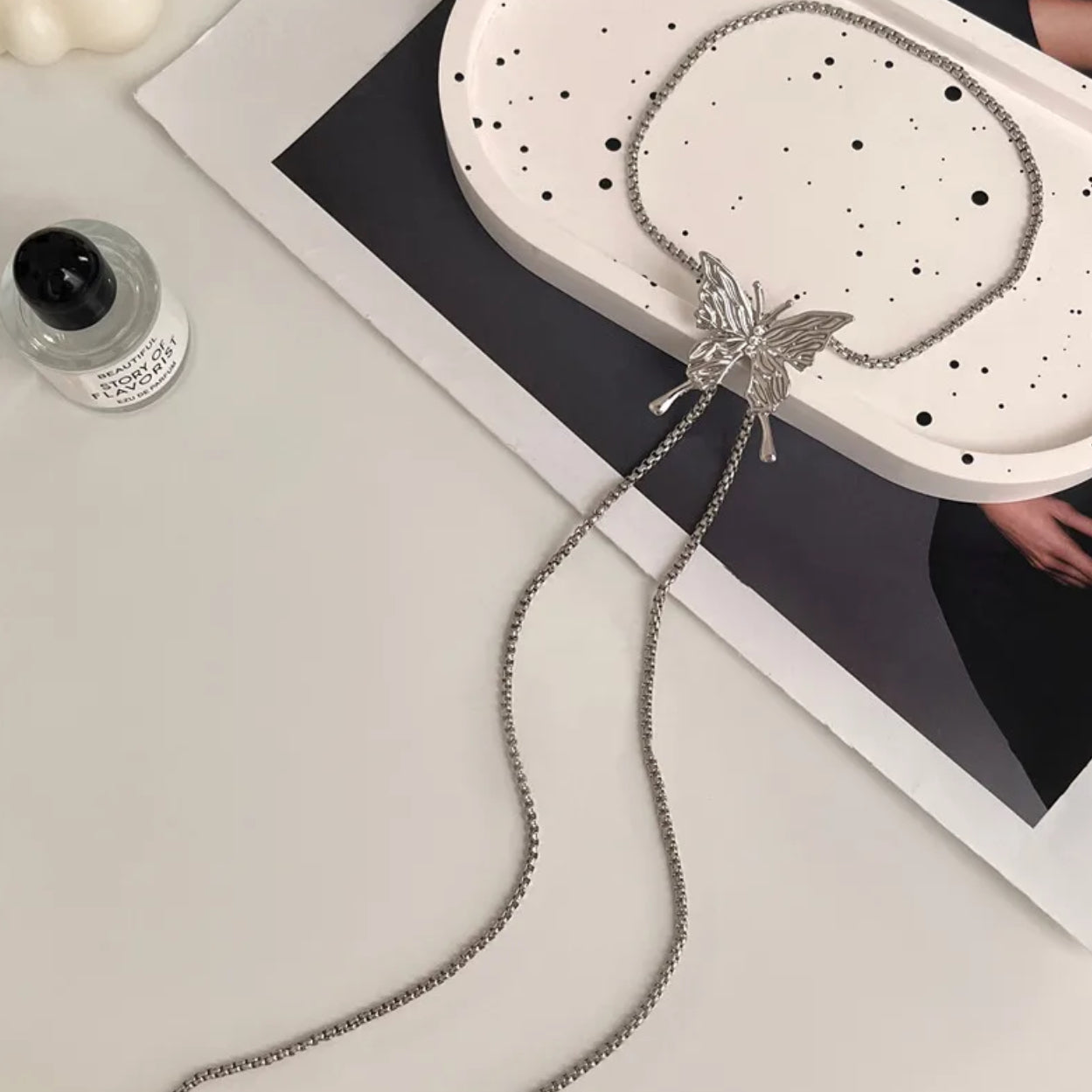 Butterfly detailed alloy necklace