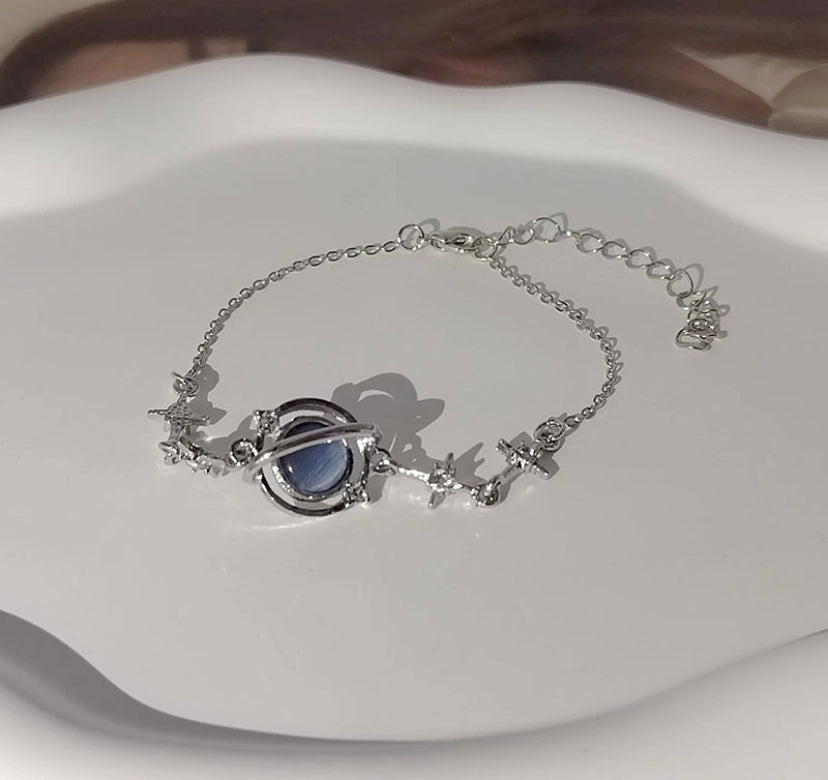 Alloy rhinestone bracelet