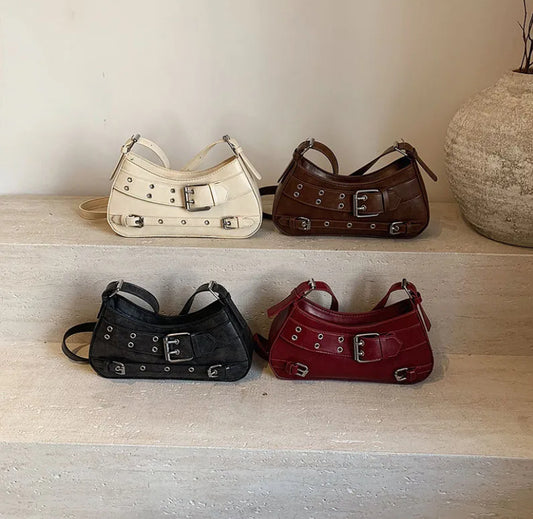 Woman’s zipper crossbody bag