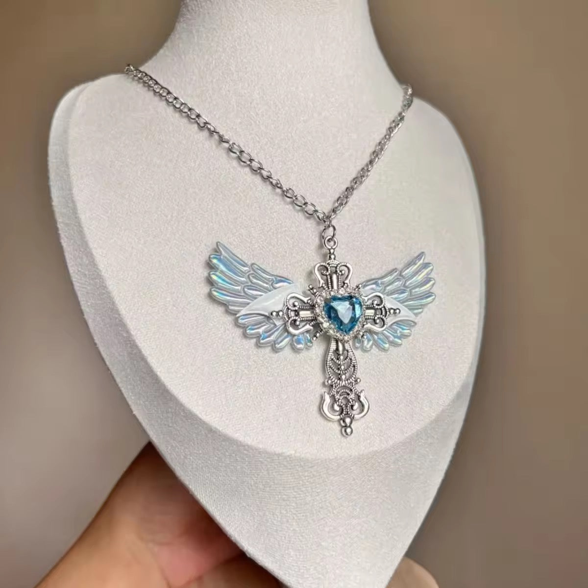 Angel’s cry/Demon’s Whisper necklace