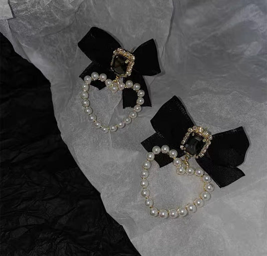 Korean style heart shaped earrings