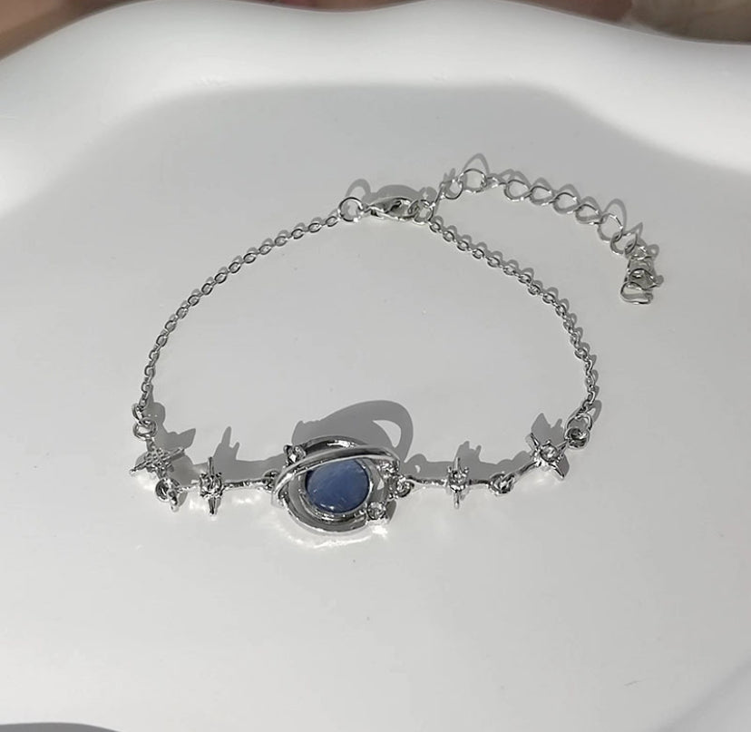 Alloy rhinestone bracelet