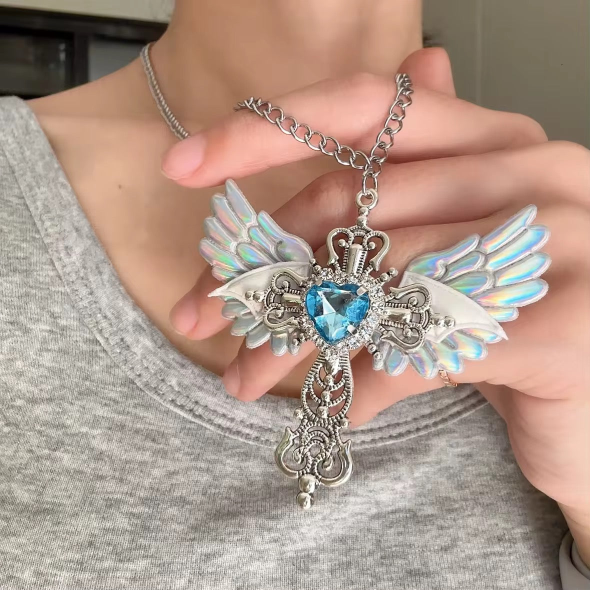 Angel’s cry/Demon’s Whisper necklace