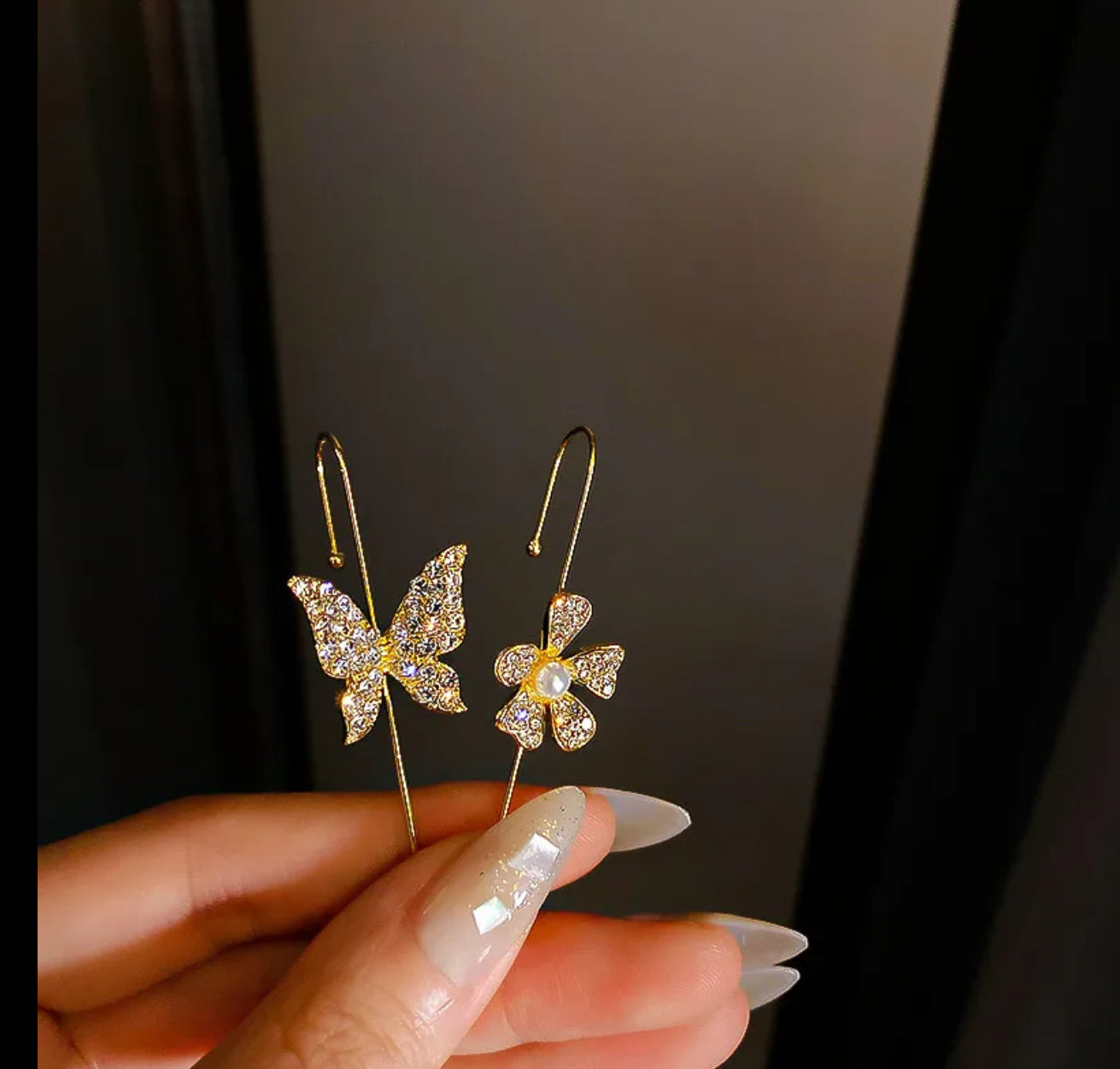 Butterfly rhinestone pin ear cuff